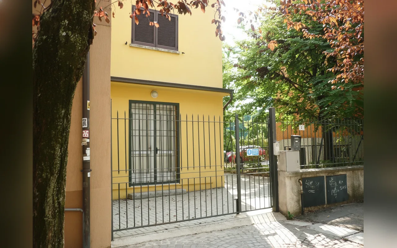Esterni di Appartamenti Serlio 24, Bologna (Emilia-Romagna) (foto 3)